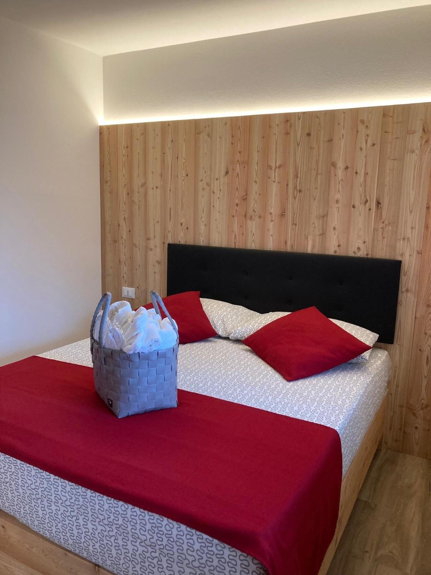 Seia Mountain Wellness Apartment Mezzolago Exterior photo